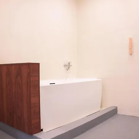 Casa de hóspedes R34 Boutique Art 3*